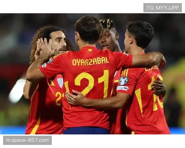 土耳其在本届世预赛场均进球高达3.25球,攻击力强劲 土耳其在本届世预赛场均进球高达3.25球,攻击力强劲