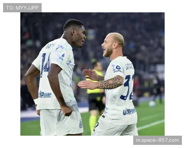 国际米兰2-1力克葡萄牙体育，锁定小组头名