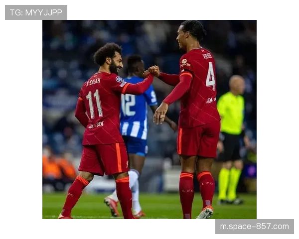 利物浦6-0血洗卡拉巴赫，范戴克助攻帽子戏法晋级在望